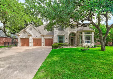 124 Hazeltine Dr, Georgetown, TX 78628