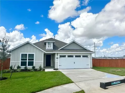 131 Spiny Lizard Ln, San Marcos, TX 78666