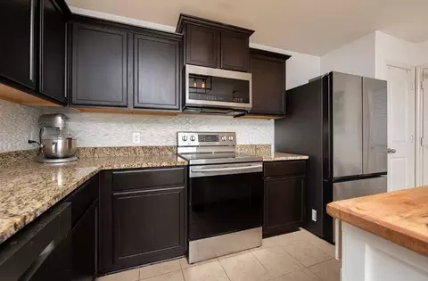 Kitchen - 216 Millers Loop, Jarrell, TX 76537 photo 2 of 6