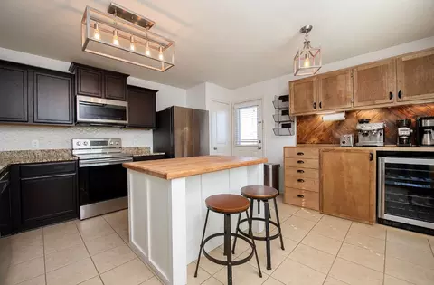 Kitchen - 216 Millers Loop, Jarrell, TX 76537 photo 4 of 6