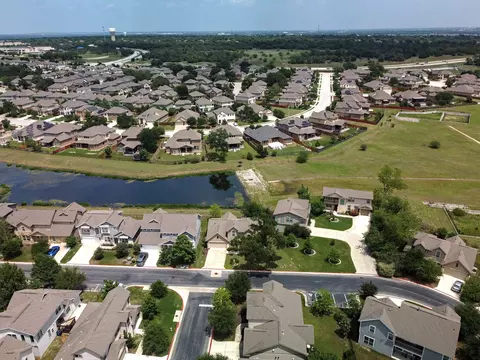 View/Area - 9407 Mcknight Loop #9, Austin, TX 78717 photo 5 of 11
