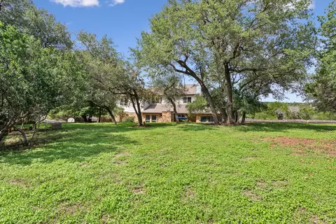 Exterior - 320 Ridge View Dr, Georgetown, TX 78628 photo 7 of 8