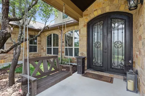 Exterior - 320 Ridge View Dr, Georgetown, TX 78628 photo 3 of 8