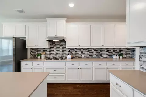 Kitchen - 12613 Twisted Root Dr, Manchaca, TX 78652 photo 3 of 3