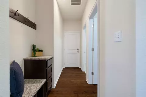 Entry Way - 12613 Twisted Root Dr, Manchaca, TX 78652 photo 4 of 4