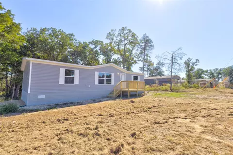107 Los Cueva Rd, Elgin, TX 78621 photo 10