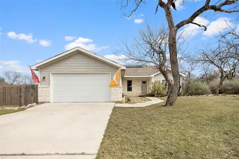 142 W Persimmon Dr, Granite Shoals, TX 78654