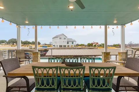 200 Marina Blf, Kingsland, TX 78639