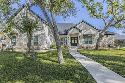 111 Lago Viento Ln, Belton, TX 76513