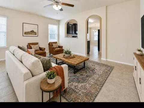 Living - 141 Igneous Ln, Jarrell, TX 76537 photo 6 of 7