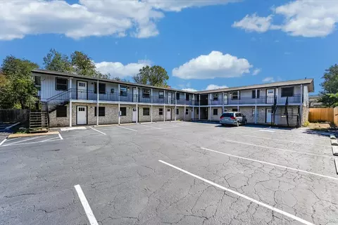3703 Harmon Ave #103, Austin, TX 78705