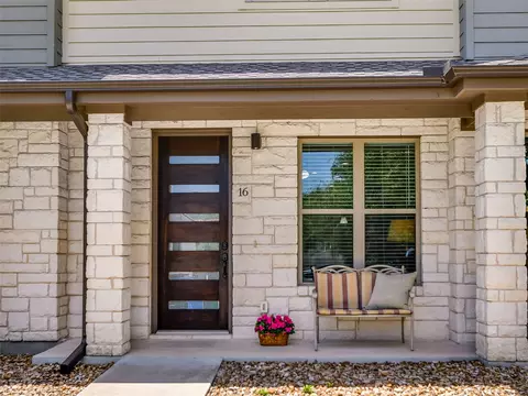18803 Hogan Cir #16, Point Venture, TX 78645