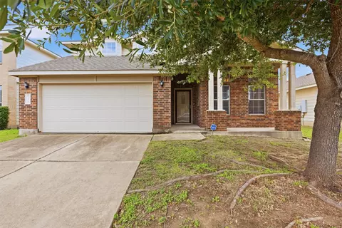 12909 Noche Clara Dr, Del Valle, TX 78617