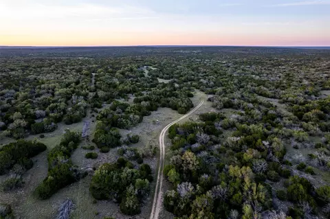 225 Lost Man Rd, Mountain Home, TX 78058