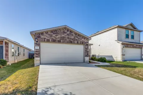 Exterior - 137 Miracle Dr, Jarrell, TX 76537 photo 4 of 6
