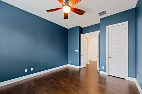Bedroom - 912 Isaias Dr, Leander, TX 78641 photo 5 of 9
