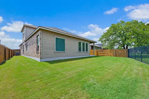 Exterior - 912 Isaias Dr, Leander, TX 78641 photo 5 of 6