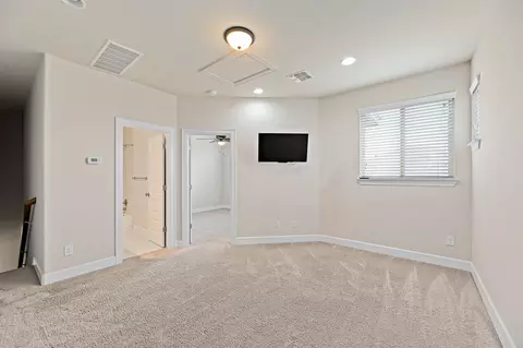 Bedroom - 912 Isaias Dr, Leander, TX 78641 photo 7 of 9