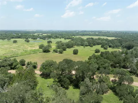 5109 Hranicky Rd, Schulenburg, TX 78956 photo 13