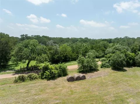 5109 Hranicky Rd, Schulenburg, TX 78956 photo 18