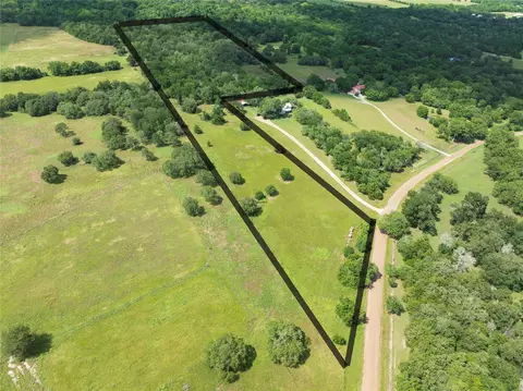 5109 Hranicky Rd, Schulenburg, TX 78956 photo 4