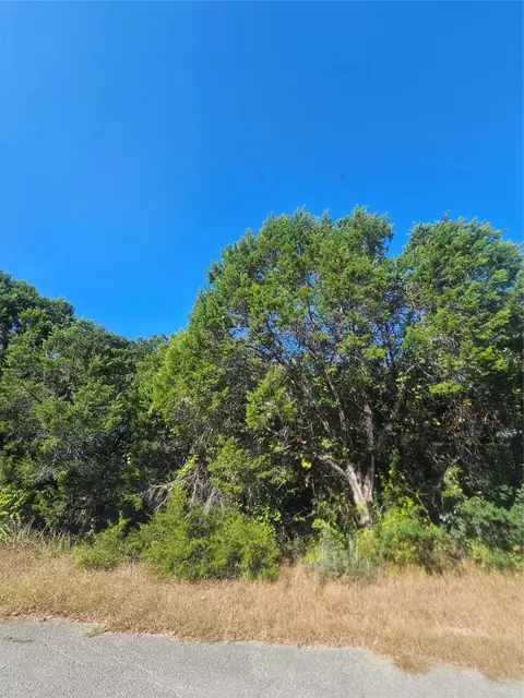 7406 White Oak Dr, Lago Vista, TX 78645