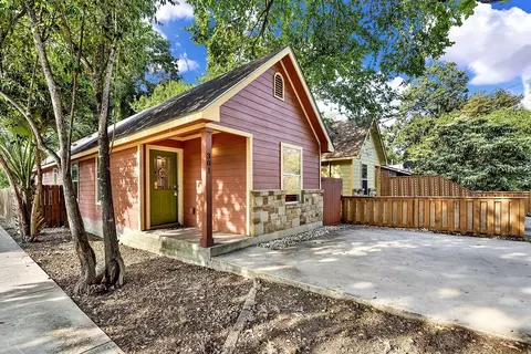 301 Armstrong St, San Marcos, TX 78666