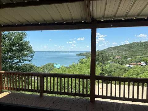 123 Horseshoe Dr, Burnet, TX 78611