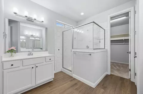 Bath - 2209 Littleleaf Ln, Leander, TX 78641 photo 2 of 4
