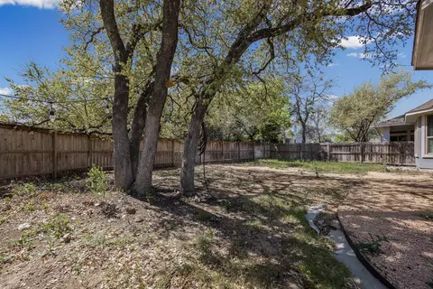 Exterior - 2209 Littleleaf Ln, Leander, TX 78641 photo 3 of 4