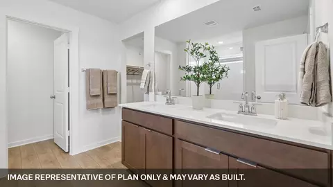 Bath - 14801 Flying Aster Ln, Manor, TX 78653 photo 3 of 5
