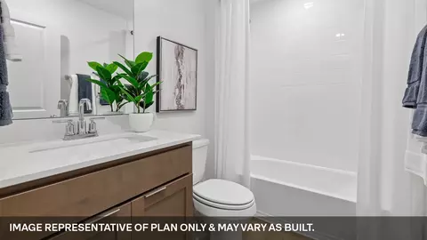 Bath - 14801 Flying Aster Ln, Manor, TX 78653 photo 2 of 5