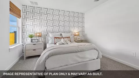 Bedroom - 14801 Flying Aster Ln, Manor, TX 78653 photo 4 of 11