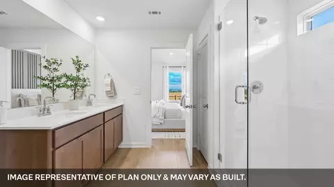 Bath - 14801 Flying Aster Ln, Manor, TX 78653 photo 4 of 5