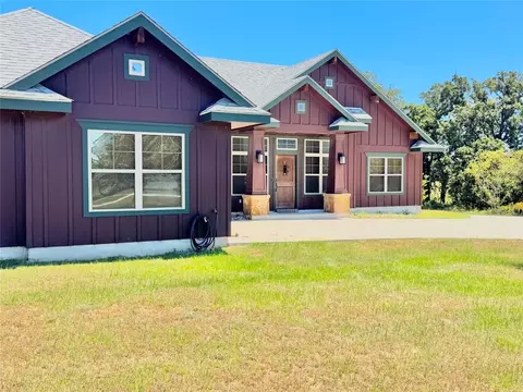 Exterior - 1094 Raintree Ln, Elgin, TX 78621 photo 3 of 6