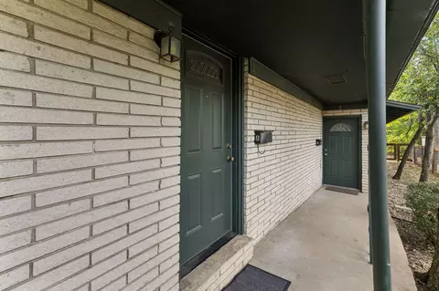 Exterior - 709 E 44th St, Austin, TX 78751 photo 3 of 8