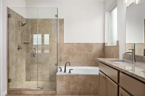 Bath - 20416 Shellduck Dr, Pflugerville, TX 78660 photo 2 of 6