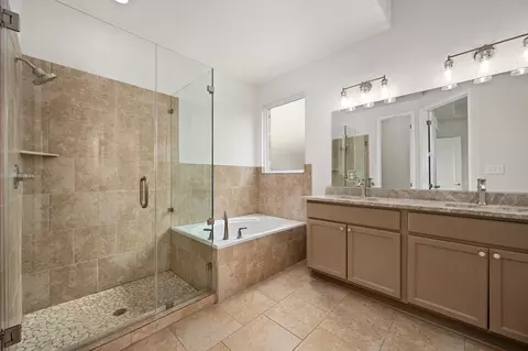 Bath - 20416 Shellduck Dr, Pflugerville, TX 78660 photo 1 of 6