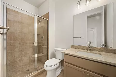 Bath - 20416 Shellduck Dr, Pflugerville, TX 78660 photo 4 of 6
