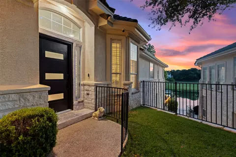 331 The Hills Dr #10, Austin, TX 78738
