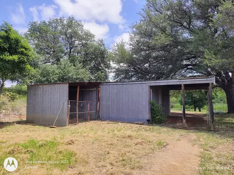 601 E Austin St, Llano, TX 78643 photo 3