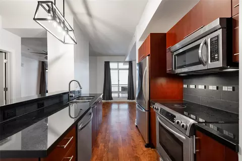 603 Davis St #708, Austin, TX 78701