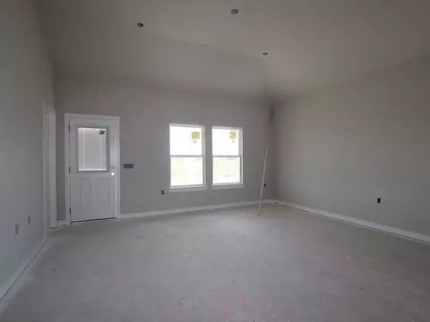 Living - 7432 Pullman Cv, Austin, TX 78747 photo 2 of 3