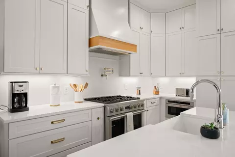 Kitchen - 2005 E 8th St #1, Austin, TX 78702 photo 1 of 2