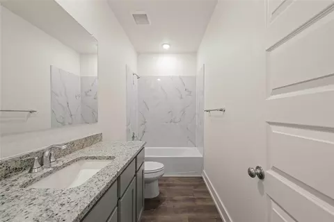 Bath - 552 Gus Loop, Georgetown, TX 78626 photo 3 of 3