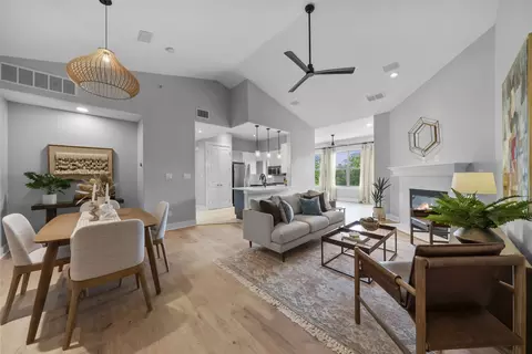 2216 Thornton Rd #431, Austin, TX 78704