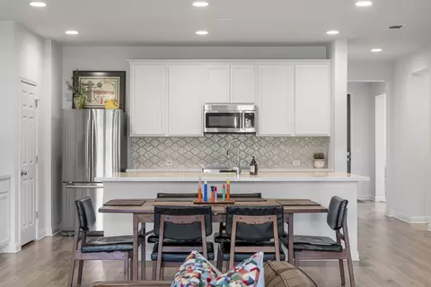 Kitchen - 16601 Sumptuous Dr, Manor, TX 78653 photo 4 of 4