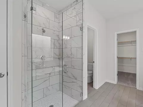 Bath - 128 Comet Pointe Dr, Georgetown, TX 78628 photo 4 of 6