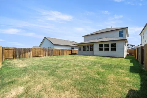 Exterior - 128 Comet Pointe Dr, Georgetown, TX 78628 photo 5 of 5