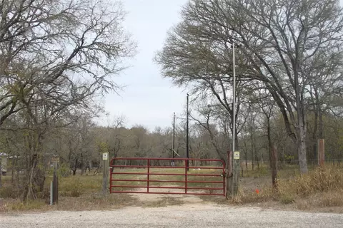 3816 Fm 1854, Dale, TX 78616